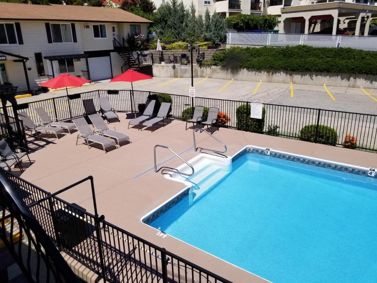 Osoyoos Lakeview Inn & Suites Экстерьер фото