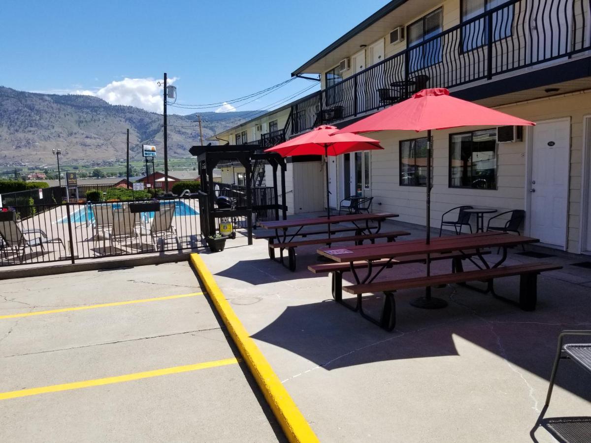 Osoyoos Lakeview Inn & Suites Экстерьер фото