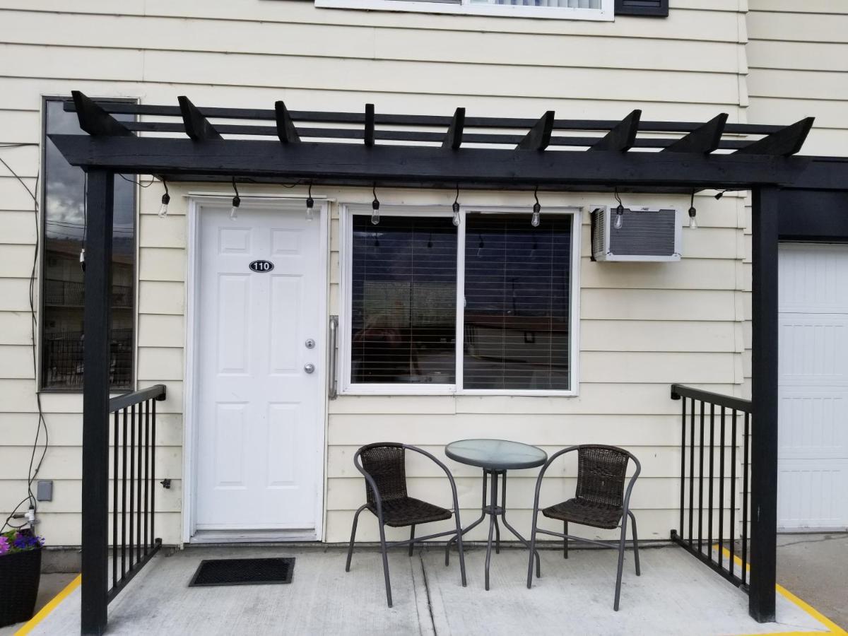 Osoyoos Lakeview Inn & Suites Экстерьер фото